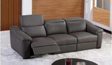 Forza Plus Skórzana Sofa Kinowa Relaks, piękna sofa relaks, sofa z otwieranym podnóżkiem, kinowa sofa skórzana z regulowanymi zagłówkami, sofa kinowa tylko w Delux Deco, sofa z funkcją relaks i regulowanymi zagłówkami, sofa we włoskiej skórze Gruppo Mastr