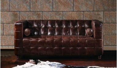 Hanover piękna sofa 2 osobowa, sofa skórzana vinage, sofa skórzana wypełniona pierzem, sofa skórzana z naturalnym wypełnieniem tylko w Delux Deco, sofa skórzana pikowana, sofa skórzana qbik