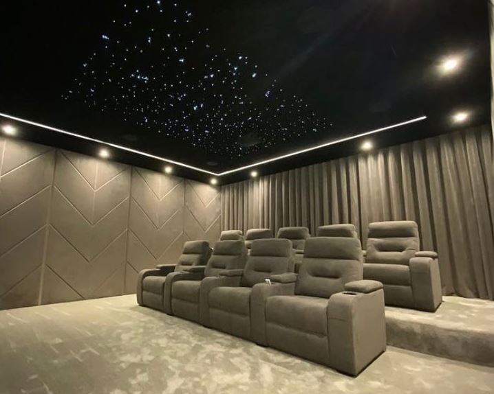 Universal 5  +  4 domowe fotele kinowe zamsz syntetyczny