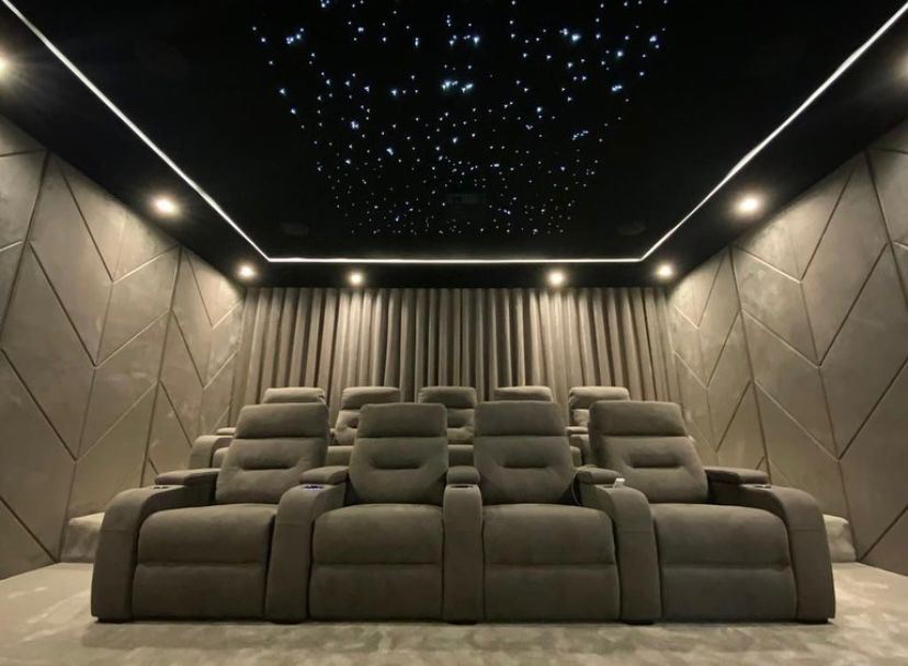 Universal 5  +  4 domowe fotele kinowe zamsz syntetyczny